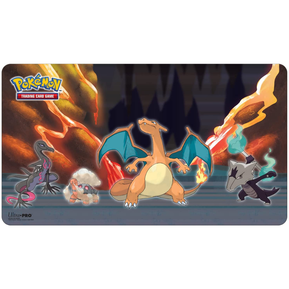 Ultra Pro Pokémon Gallery Series: "Scorching Summit" Playmat / Schreibtischunterlage - Motiv: Glurak, Alola-Knogga, Amfira & Qurtel